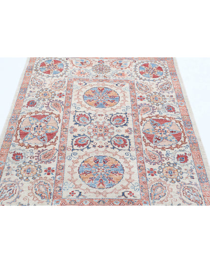 Suzani 4' 0" X 5' 8" Hand Knotted Wool Rug 4' 0" X 5' 8" (122 X 173) / Ivory / Wool
