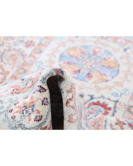 Suzani 4' 0" X 5' 8" Hand Knotted Wool Rug 4' 0" X 5' 8" (122 X 173) / Ivory / Wool