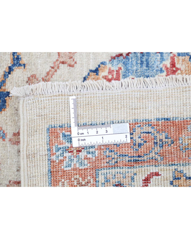 Suzani 4' 0" X 5' 8" Hand Knotted Wool Rug 4' 0" X 5' 8" (122 X 173) / Ivory / Wool