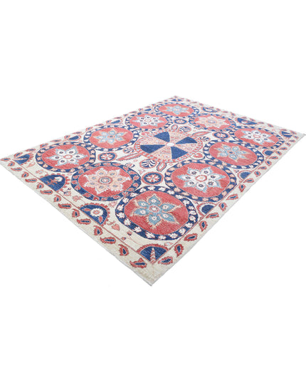 Suzani 6' 7" X 9' 7" Hand Knotted Wool Rug 6' 7" X 9' 7" (201 X 292) / Ivory / Wool