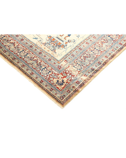 Tabriz 4' 2" X 6' 5" Hand Knotted Silk Rug 4' 2" X 6' 5" (127 X 196) / Ivory / Silk