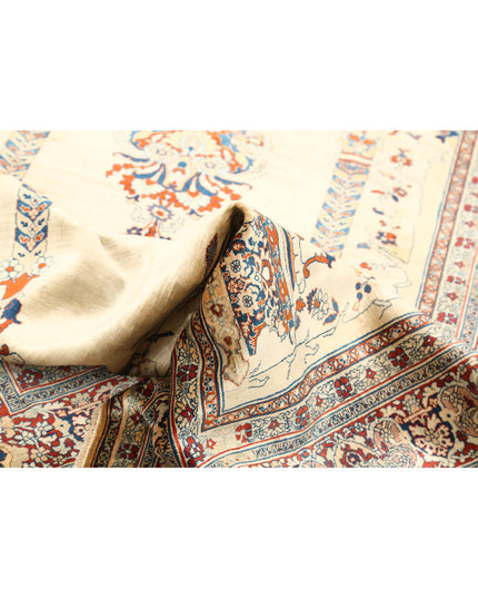 Tabriz 4' 2" X 6' 5" Hand Knotted Silk Rug 4' 2" X 6' 5" (127 X 196) / Ivory / Silk