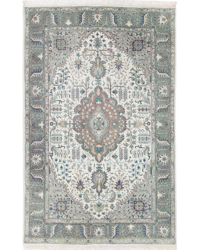 Tabriz 3' 2" X 5' 0" Hand Knotted Wool Rug 3' 2" X 5' 0" (97 X 152) / Ivory / Wool