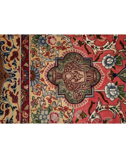 Tabriz 6' 8" X 10' 10" Hand Knotted Wool Rug 6' 8" X 10' 10" (203 X 330) / Pink / Wool