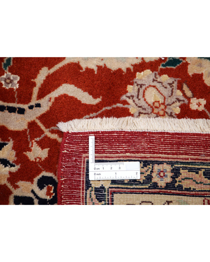 Tabriz 5' 8" X 8' 10" Hand Knotted Wool Rug 5' 8" X 8' 10" (173 X 269) / Red / Wool