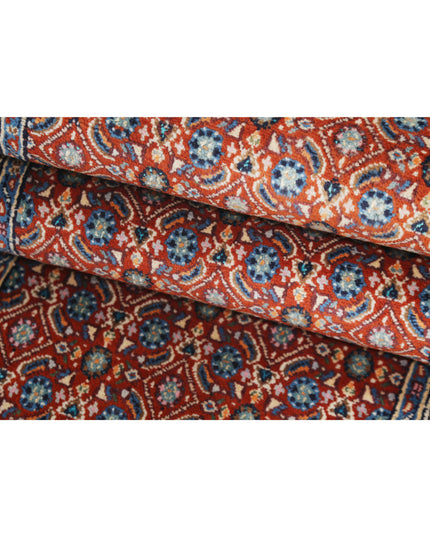 Tabriz 1' 10" X 6' 4" Hand Knotted Wool Rug 1' 10" X 6' 4" (56 X 193) / Red / Wool