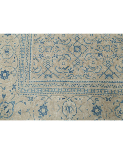 Tabriz 10' 0" X 13' 1" Hand Knotted Wool Rug 10' 0" X 13' 1" (305 X 399) / Taupe / Wool