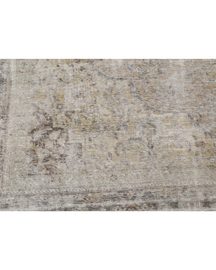 Tabriz 6' 11" X 10' 1" Hand Knotted Wool Rug 6' 11" X 10' 1" (211 X 307) / Ivory / Wool