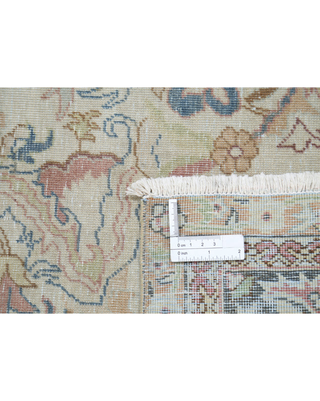 Tabriz 6' 5" X 9' 7" Hand Knotted Wool Rug 6' 5" X 9' 7" (196 X 292) / Ivory / Wool