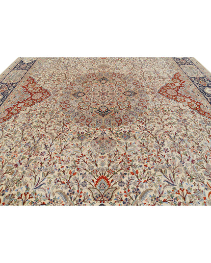 Tabriz 12' 10" X 19' 6" Hand Knotted Wool & Silk Rug 12' 10" X 19' 6" (391 X 594) / Ivory / Wool & Silk