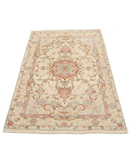 Tabriz 3' 3" X 5' 0" Hand Knotted Wool & Silk Rug 3' 3" X 5' 0" (99 X 152) / Ivory / Wool & Silk