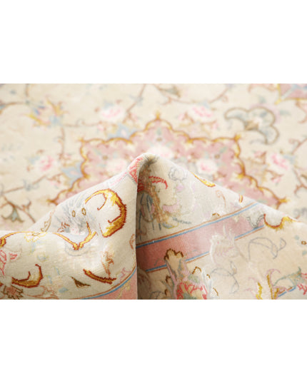 Tabriz 3' 3" X 5' 0" Hand Knotted Wool & Silk Rug 3' 3" X 5' 0" (99 X 152) / Ivory / Wool & Silk