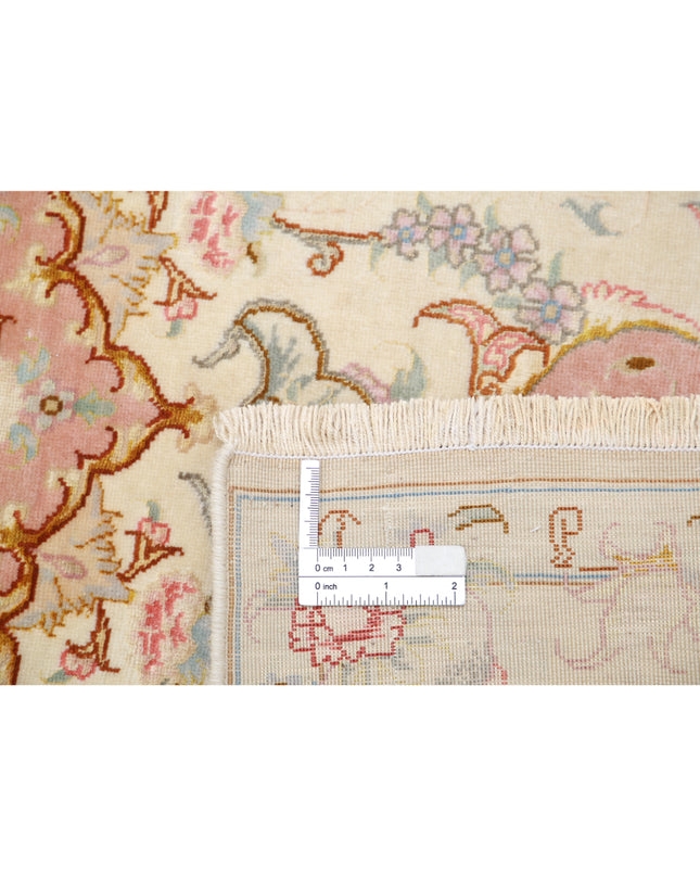 Tabriz 3' 3" X 5' 0" Hand Knotted Wool & Silk Rug 3' 3" X 5' 0" (99 X 152) / Ivory / Wool & Silk