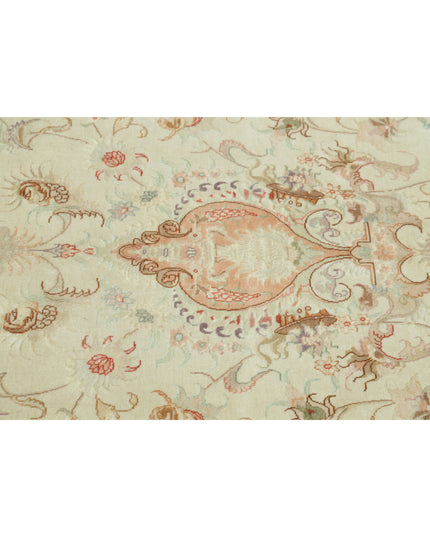Tabriz 8' 1" X 11' 8" Hand Knotted Wool & Silk Rug 8' 1" X 11' 8" (246 X 356) / Beige / Wool & Silk