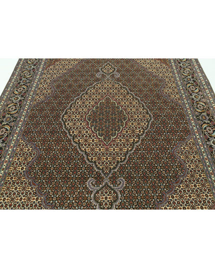 Tabriz 6' 5" X 9' 8" Hand Knotted Wool & Silk Rug 6' 5" X 9' 8" (196 X 295) / Ivory / Wool & Silk