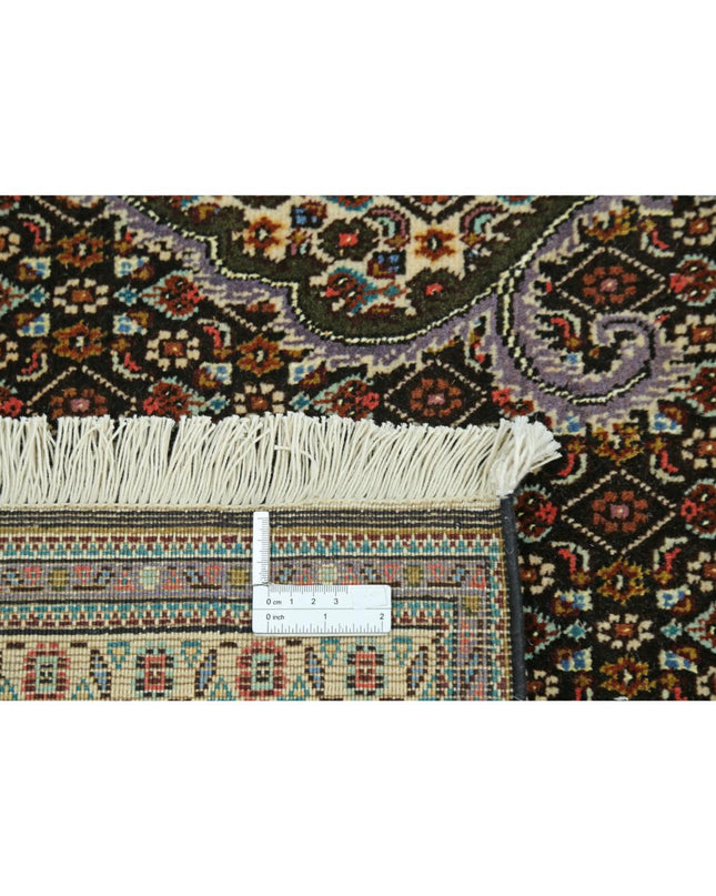 Tabriz 6' 5" X 9' 8" Hand Knotted Wool & Silk Rug 6' 5" X 9' 8" (196 X 295) / Ivory / Wool & Silk