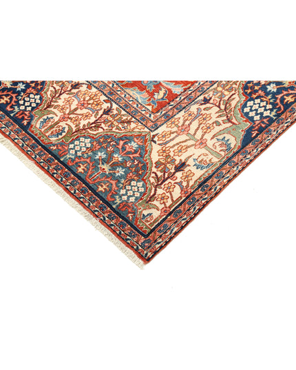 Tehran 7' 10" X 10' 10" Hand Knotted Wool Rug 7' 10" X 10' 10" (239 X 330) / Red / Wool