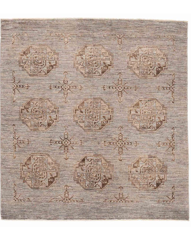 Tekke 4' 10" X 5' 2" Hand Knotted Wool Rug 4' 10" X 5' 2" (147 X 158) / Grey / Wool