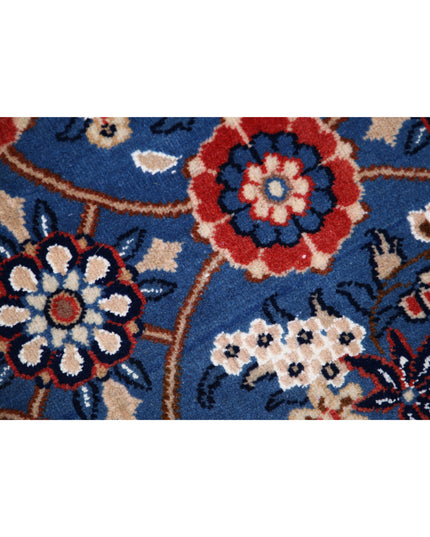 Varamin 6' 10" X 9' 5" Hand Knotted Wool Rug 6' 10" X 9' 5" (208 X 287) / Blue / Wool