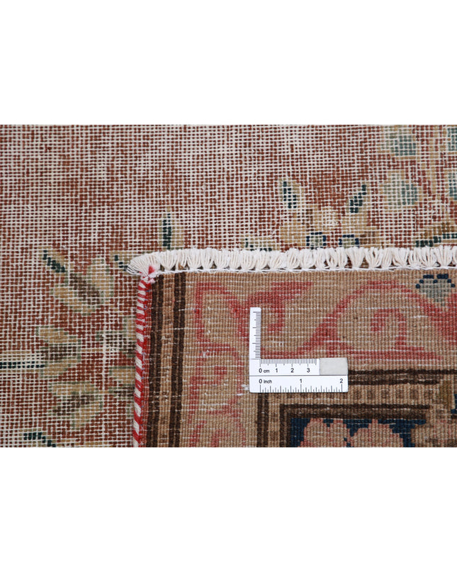 Vintage 9' 6" X 12' 9" Hand Knotted Wool Rug 9' 6" X 12' 9" (290 X 389) / Rust / Wool