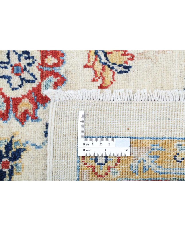 Ziegler 6' 7" X 10' 1" Hand Knotted Wool Rug 6' 7" X 10' 1" (201 X 307) / Ivory / Wool