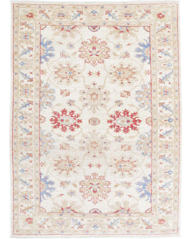 Ziegler 4' 2" X 5' 8" Hand Knotted Wool Rug 4' 2" X 5' 8" (127 X 173) / Ivory / Wool