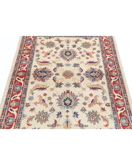 Ziegler 4' 2" X 5' 6" Hand Knotted Wool Rug 4' 2" X 5' 6" (127 X 168) / Ivory / Wool