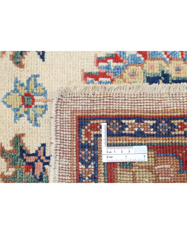 Ziegler 4' 2" X 5' 6" Hand Knotted Wool Rug 4' 2" X 5' 6" (127 X 168) / Ivory / Wool