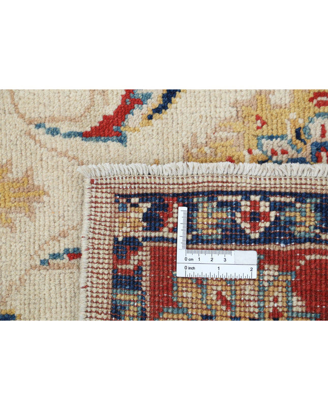 Ziegler 4' 0" X 5' 8" Hand Knotted Wool Rug 4' 0" X 5' 8" (122 X 173) / Ivory / Wool