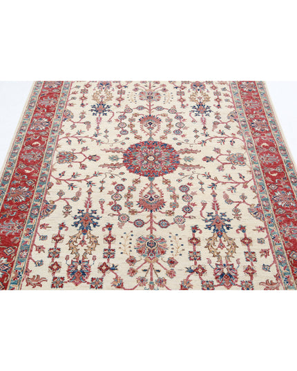 Ziegler 4' 10" X 6' 5" Hand Knotted Wool Rug 4' 10" X 6' 5" (147 X 196) / Ivory / Wool