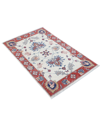 Ziegler 2' 7" X 4' 3" Hand Knotted Wool Rug 2' 7" X 4' 3" (79 X 130) / Ivory / Wool