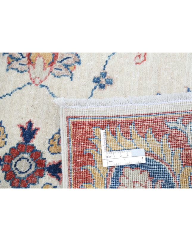 Ziegler 2' 7" X 4' 3" Hand Knotted Wool Rug 2' 7" X 4' 3" (79 X 130) / Ivory / Wool