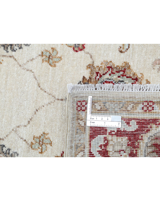 Ziegler 3' 10" X 5' 8" Hand Knotted Wool Rug 3' 10" X 5' 8" (117 X 173) / Ivory / Wool