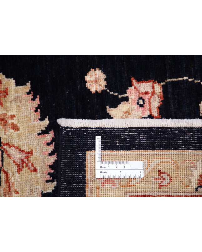 Ziegler 6' 9" X 9' 4" Hand Knotted Wool Rug 6' 9" X 9' 4" (206 X 284) / Black / Wool