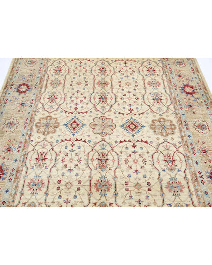 Ziegler 5' 6" X 8' 3" Hand Knotted Wool Rug 5' 6" X 8' 3" (168 X 251) / Ivory / Wool