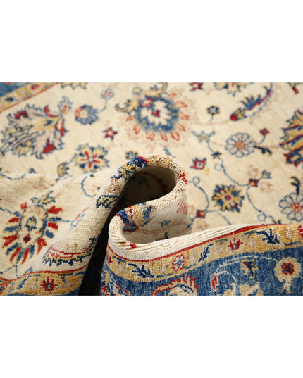 Ziegler 4' 10" X 6' 7" Hand Knotted Wool Rug 4' 10" X 6' 7" (147 X 201) / Ivory / Wool