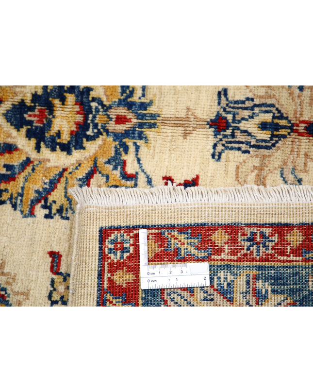 Ziegler 4' 10" X 6' 7" Hand Knotted Wool Rug 4' 10" X 6' 7" (147 X 201) / Ivory / Wool