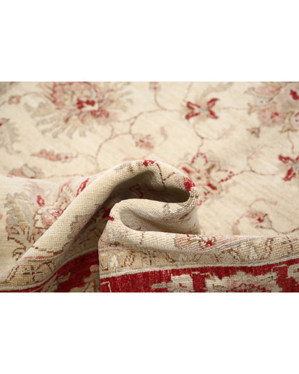 Ziegler 5' 0" X 6' 8" Hand Knotted Wool Rug 5' 0" X 6' 8" (152 X 203) / Ivory / Wool