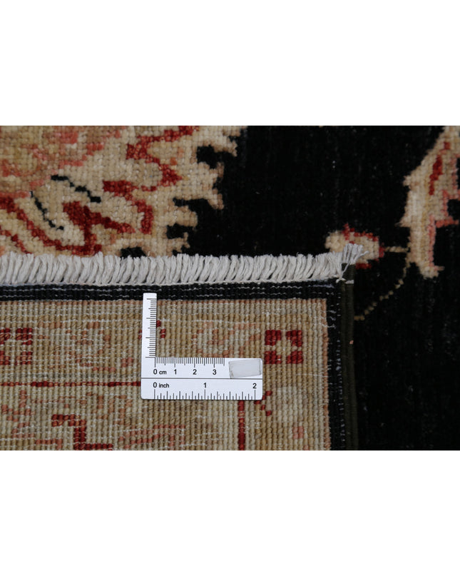 Ziegler 4' 11" X 6' 3" Hand Knotted Wool Rug 4' 11" X 6' 3" (150 X 191) / Black / Wool