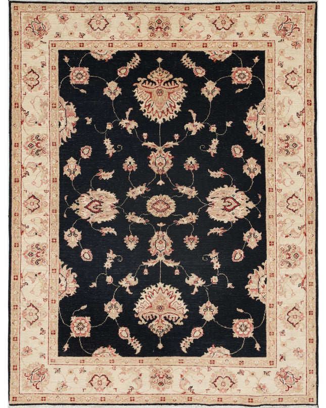 Ziegler 4' 11" X 6' 3" Hand Knotted Wool Rug 4' 11" X 6' 3" (150 X 191) / Black / Wool