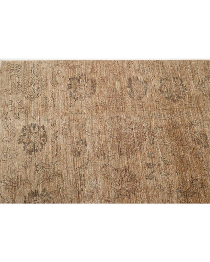 Ziegler 6' 6" X 9' 3" Hand Knotted Wool Rug 6' 6" X 9' 3" (198 X 282) / Brown / Wool
