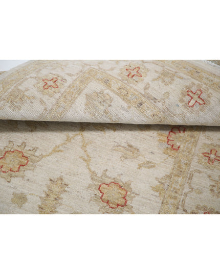 Ziegler 2' 8" X 3' 11" Hand Knotted Wool Rug 2' 8" X 3' 11" (81 X 119) / Ivory / Wool