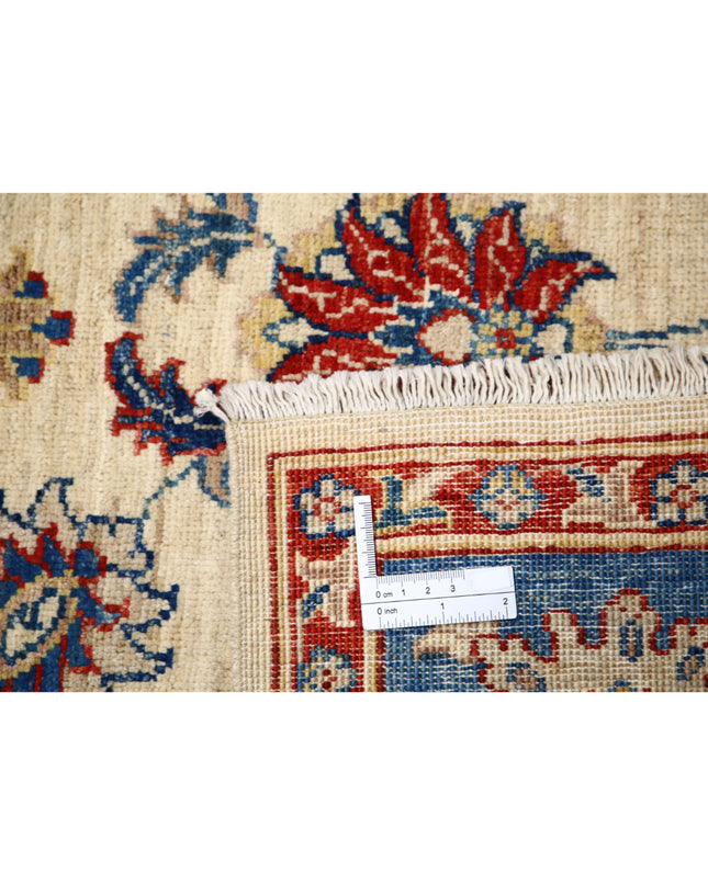 Ziegler 5' 5" X 7' 11" Hand Knotted Wool Rug 5' 5" X 7' 11" (165 X 241) / Ivory / Wool