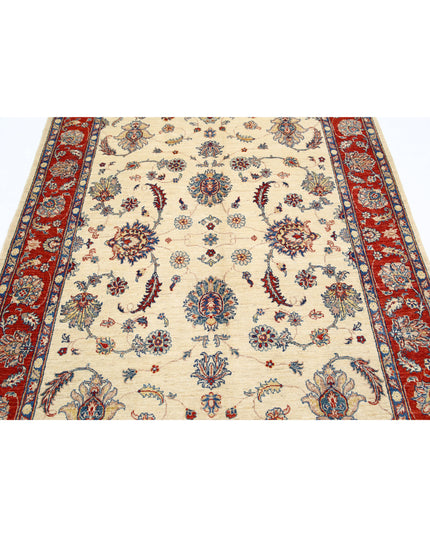 Ziegler 5' 5" X 7' 9" Hand Knotted Wool Rug 5' 5" X 7' 9" (165 X 236) / Ivory / Wool