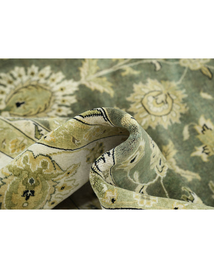 Ziegler 9' 10" X 13' 5" Hand Knotted Wool Rug 9' 10" X 13' 5" (300 X 409) / Green / Wool