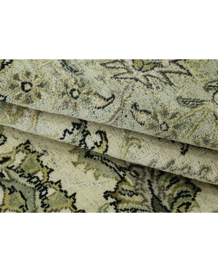 Ziegler 7' 10" X 9' 8" Hand Knotted Wool Rug 7' 10" X 9' 8" (239 X 295) / Ivory / Wool