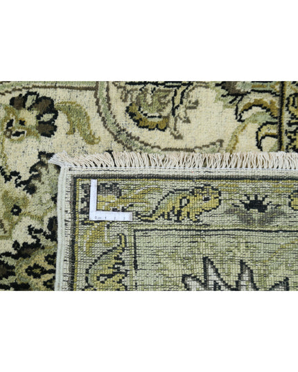 Ziegler 7' 10" X 9' 8" Hand Knotted Wool Rug 7' 10" X 9' 8" (239 X 295) / Ivory / Wool