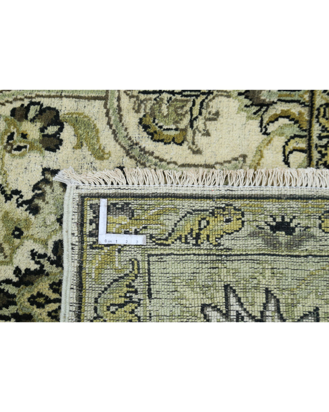 Ziegler 7' 10" X 9' 8" Hand Knotted Wool Rug 7' 10" X 9' 8" (239 X 295) / Ivory / Wool