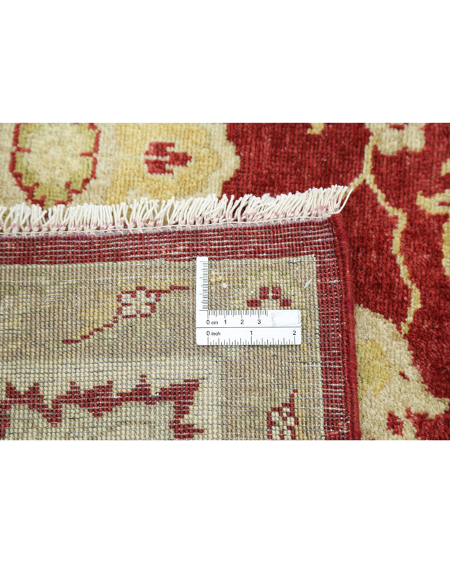 Ziegler 6' 5" X 6' 6" Hand Knotted Wool Rug 6' 5" X 6' 6" (196 X 198) / Rust / Wool
