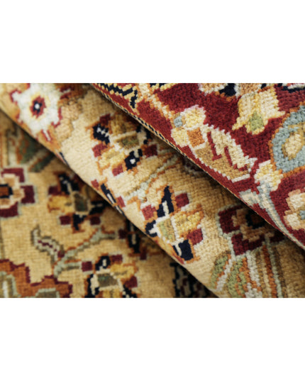 Ziegler 6' 7" X 6' 8" Hand Knotted Wool Rug 6' 7" X 6' 8" (201 X 203) / Ivory / Wool